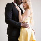 Emma Starletto in 'Perimeter Secure'